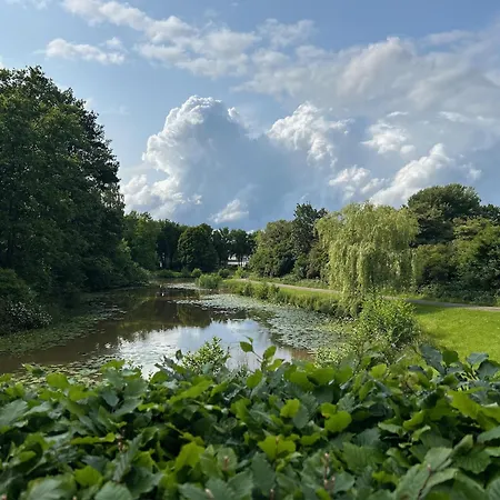 Bed & Breakfast Huize Hertog Met Whirlpool 4*