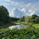 Panzió Huize Hertog Met Whirlpool 4*