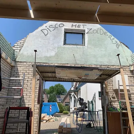 Huize Hertog Met Whirlpool אפלדורן