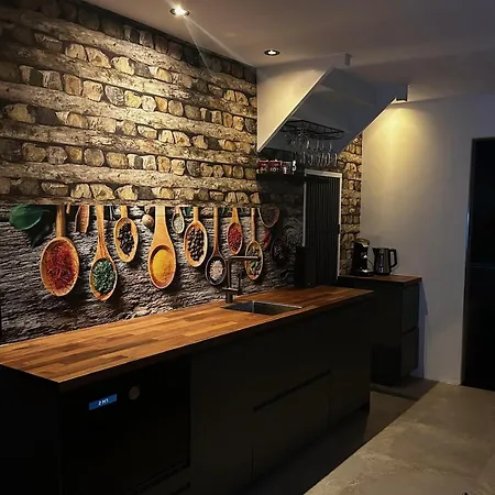 Huize Hertog Met Whirlpool